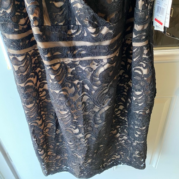 NWT 22W Embroidered Dress - Picture 4 of 8